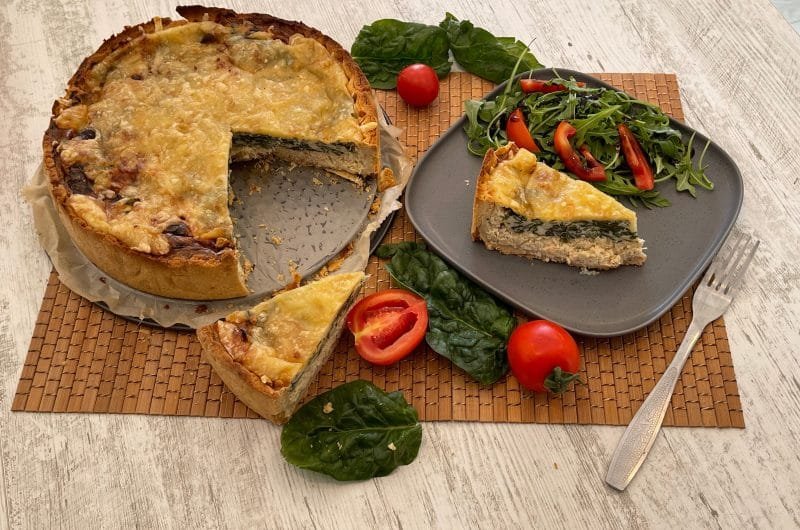 Quiche cu 2 straturi de pui și spanac