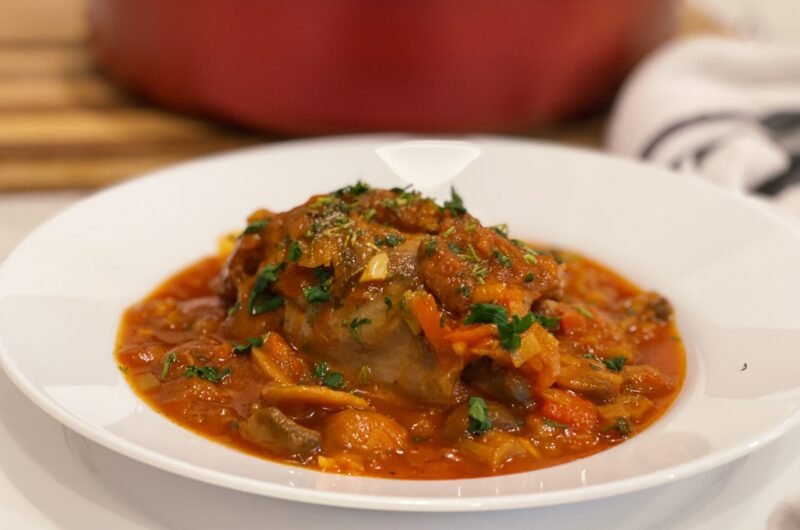 Tocana delicioasă de pui și ciuperci