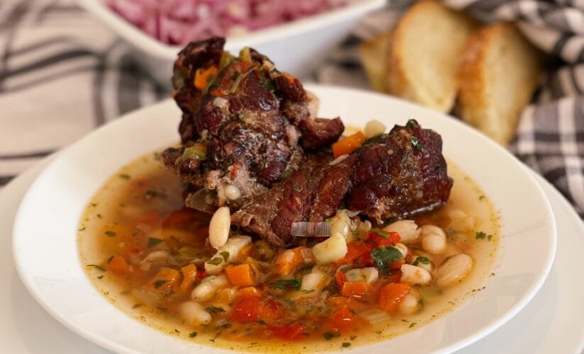 fasole - Cea mai bună ciorba de fasole cu afumatura !