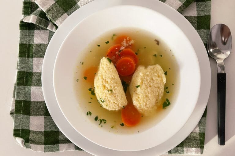 Delicious CHICKEN Soup With Fluffy Semolina Dumplings