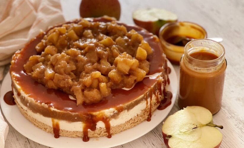 cover photo 1 Irresistible No-Bake Cheesecake with Caramelized Apples and Cottage Cheese