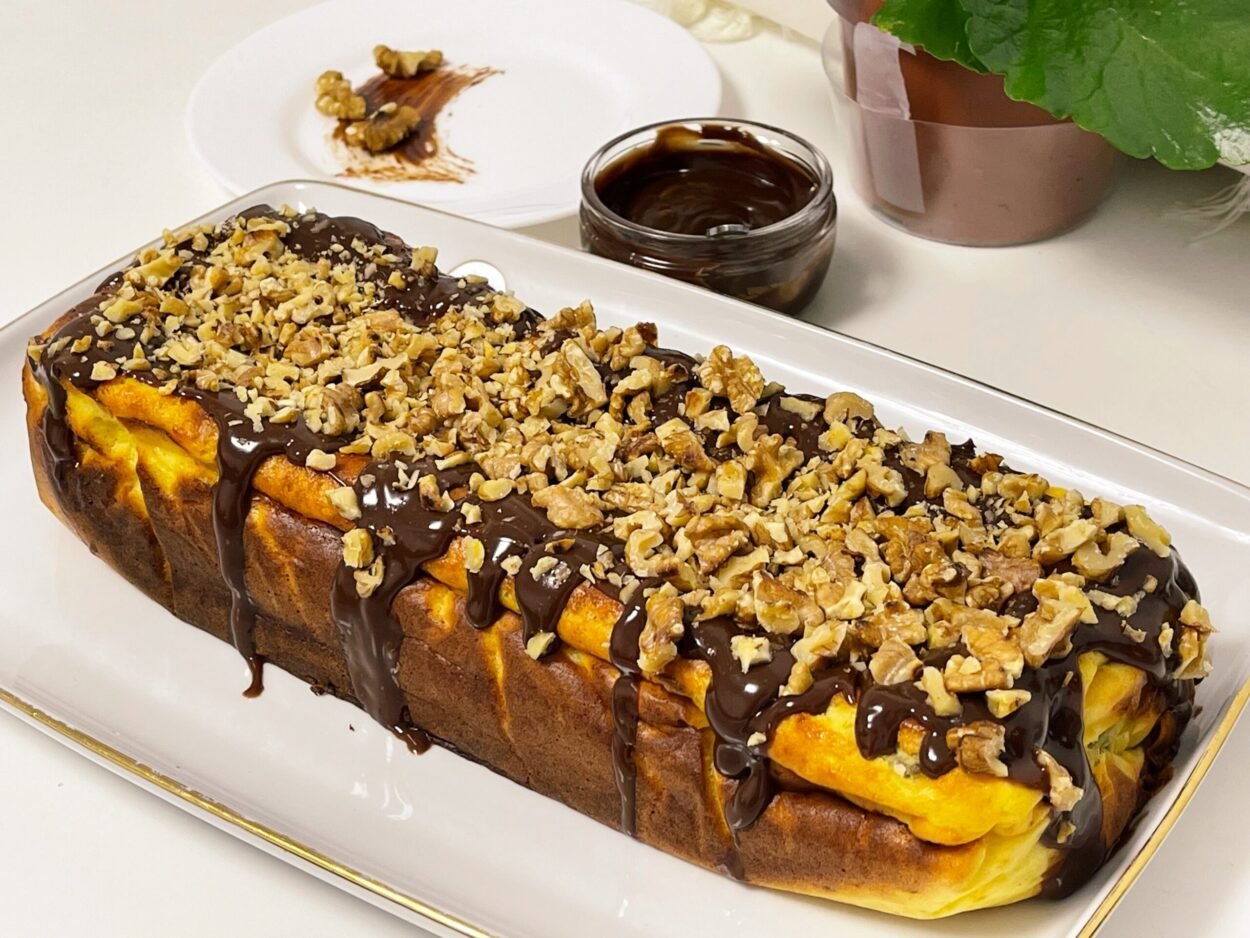 Chec cu brânză de vaci și ciocolată – gata în mai puțin de 1 oră