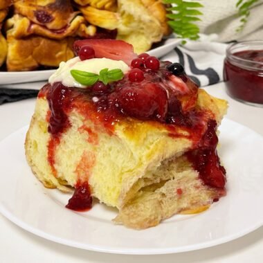 cover photo "Fairy Tale Rolls For Her" - Fruity Rolls