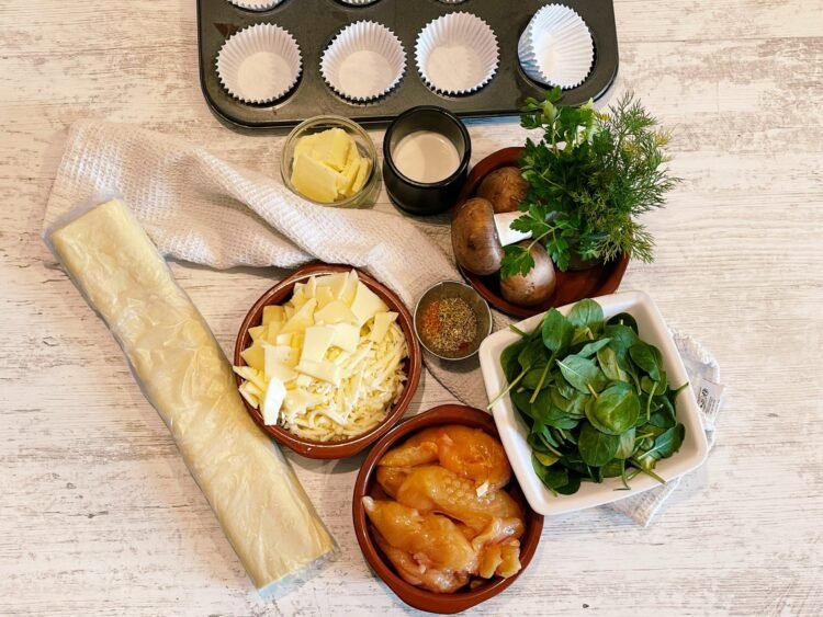 ingredients Delicious Chicken And Spinach Puff Pastry Bites - Quick & Easy Recipe ingredients Delicious Chicken And Spinach Puff Pastry Bites - Quick & Easy Recipen