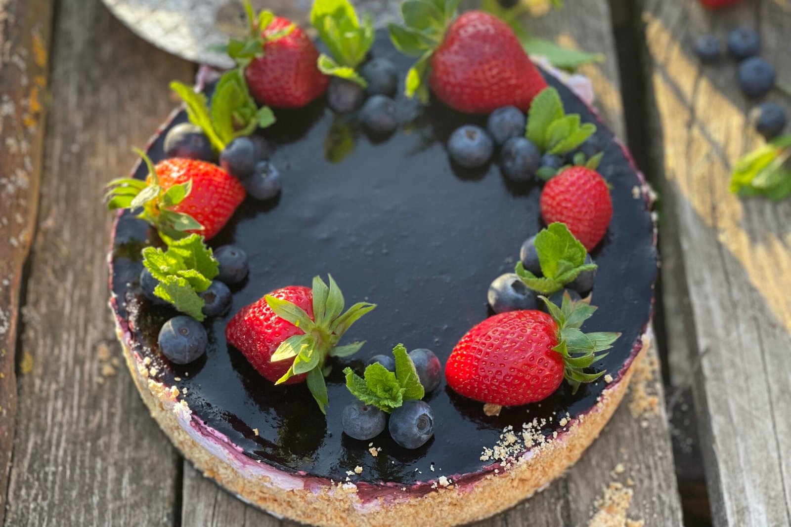Refreshing Blueberry No-Bake Cheesecake