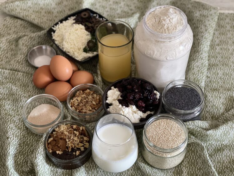 Ingrediente pentru romburi fragede cu untura si diverse umpluturi