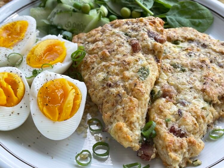 scones cu sunca afumata si ceddar detaliu
