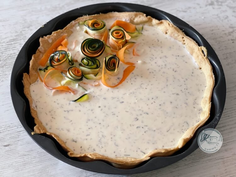 Tarta sarata inainte de coacere