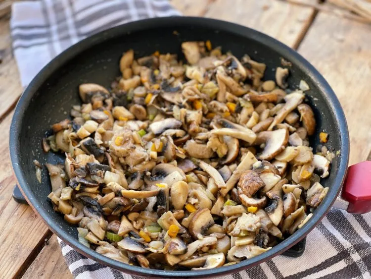 ciuperci si legume pentru terina