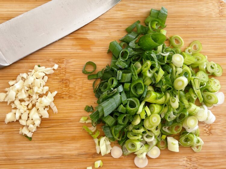 pregatire ceapa verde si usturoi orez