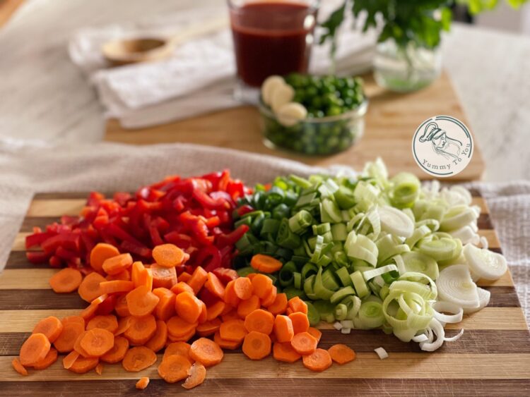 Legume tocate pentru mancare de pui Legume tocate pentru mancare de pui