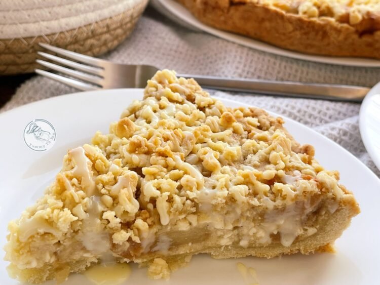 tarta cu mere si branza proaspata servire 3