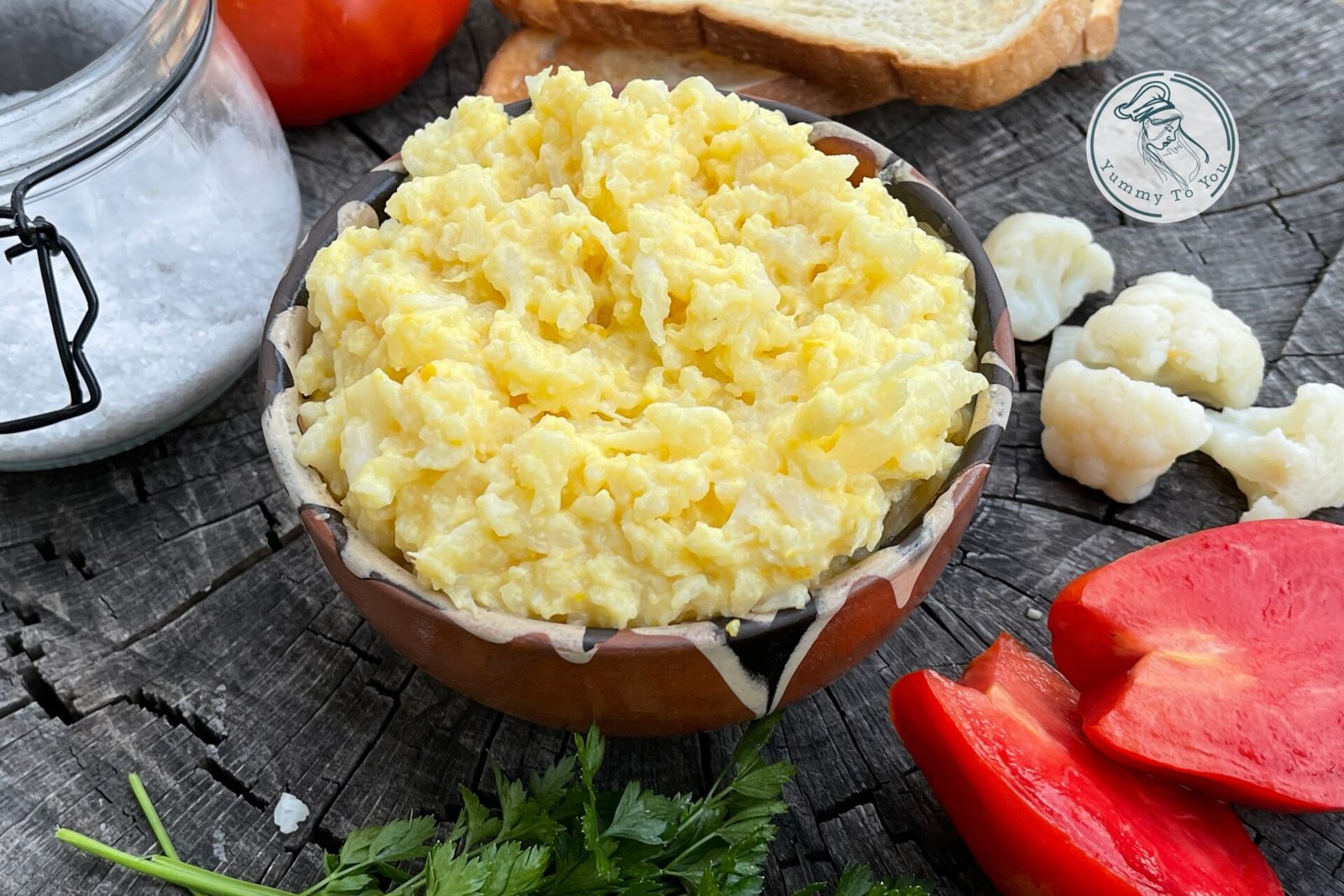Salata cremoasa de conopida cu usturoi si maioneza – Reteta rapida si usoară