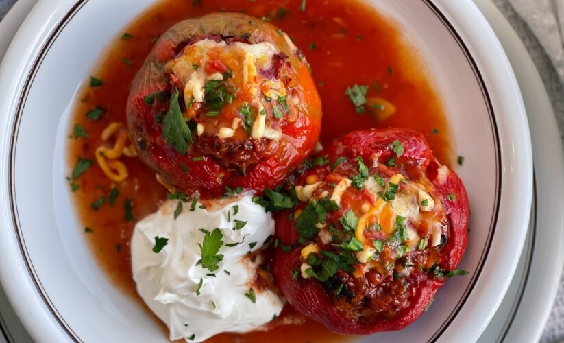 Gogoșari umpluți cu legume și orez cover photo