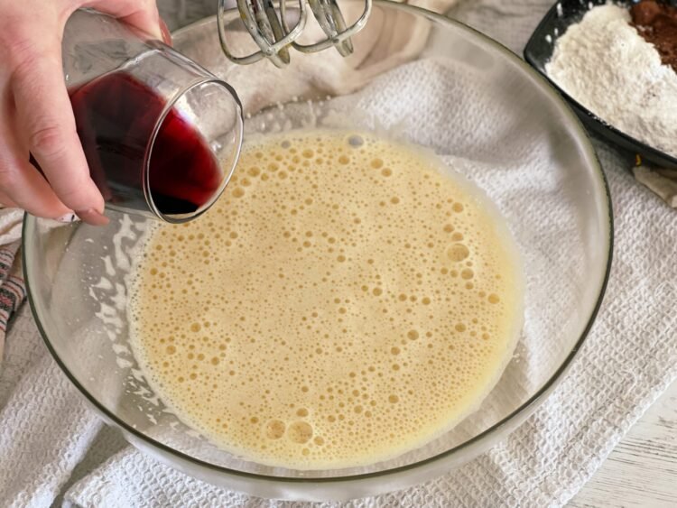 pregatire blat- adaugare vin