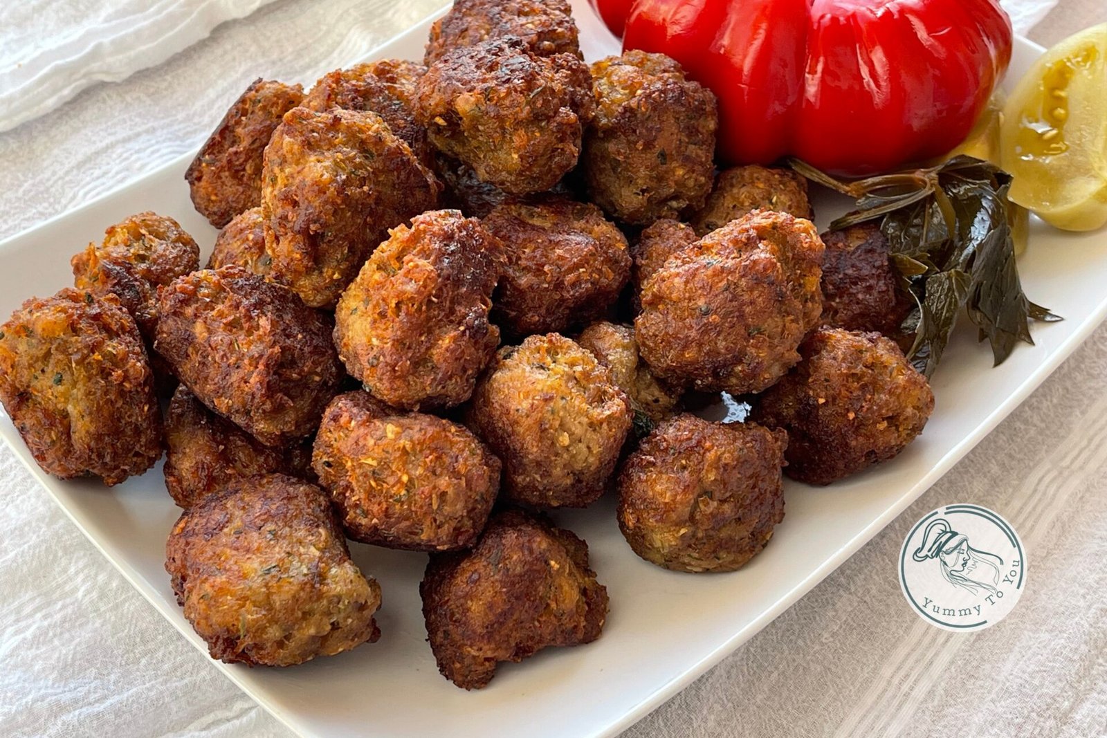 Delicious and quick beef and pork meatballs recipe