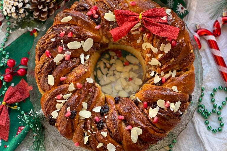 Cozonac Babka cu Ciocolată și Portocale – Coronita de Craciun