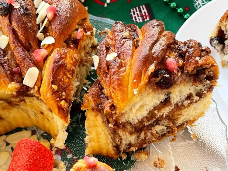 Servire cozonac babka cu ciocolată și portocale 1