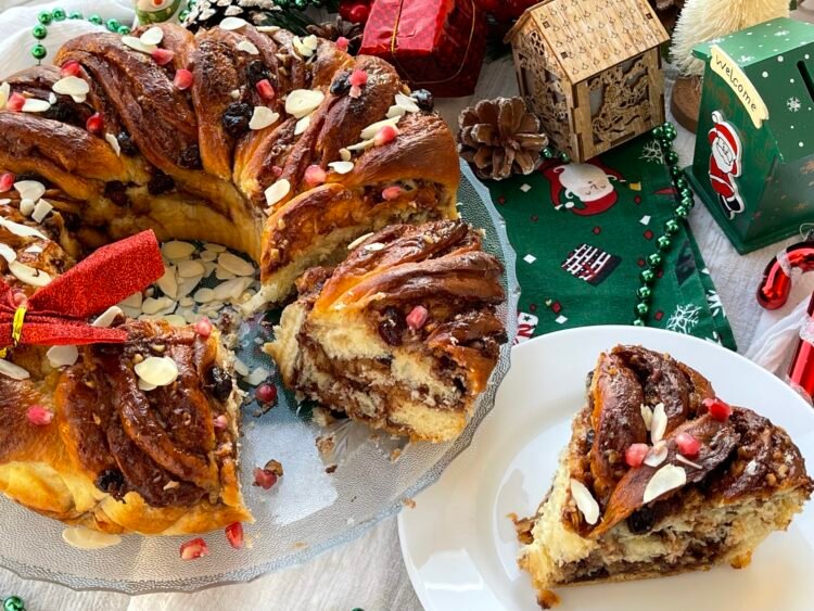 Cozonac Babka cu Ciocolată și Portocale taiata Cozonac Babka cu Ciocolată și Portocale taiata