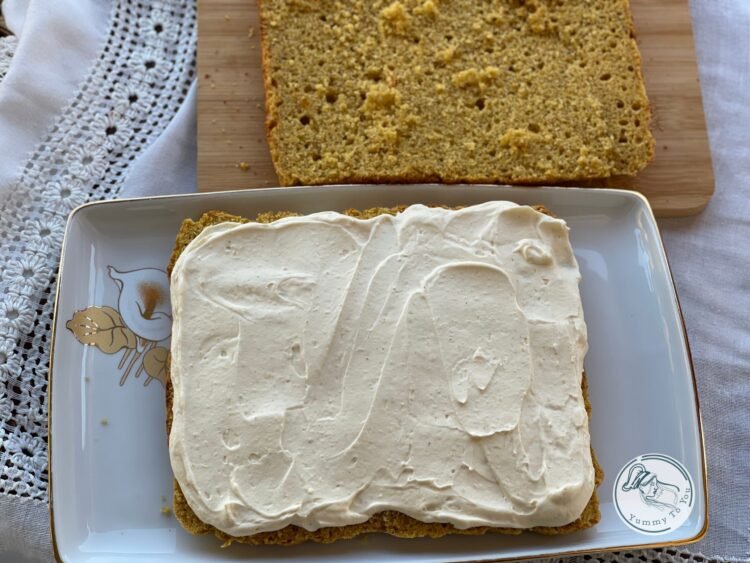 asamblare prajitura , crema mascarpone