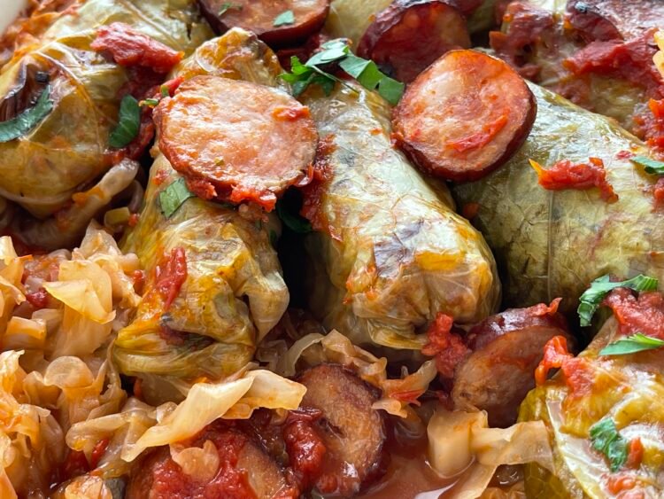 Sarmale în foi de varza dulce dupa coacere 2