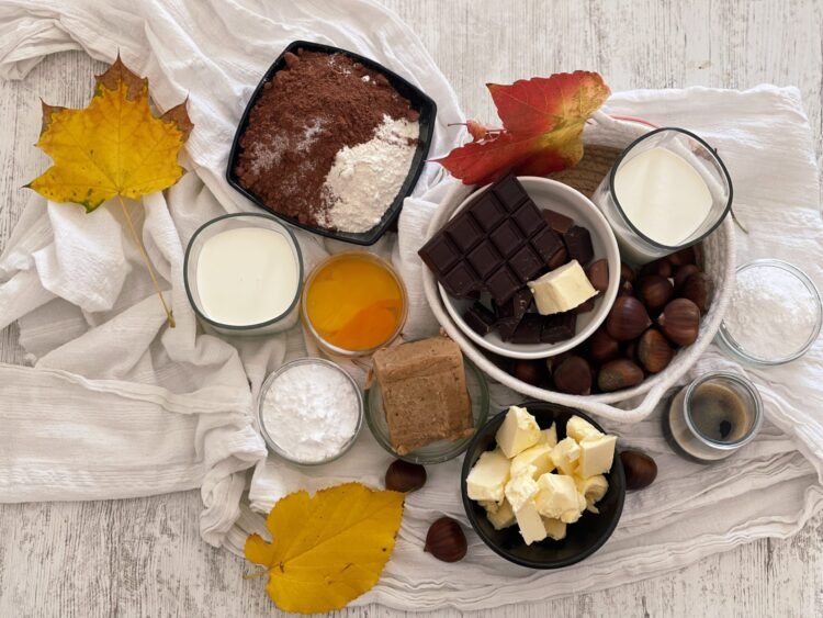 Tartă cu ciocolată, cafea și cremă de castane ingrediente