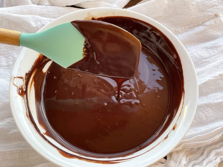 pregatire ganache ciocolata si cafea 2