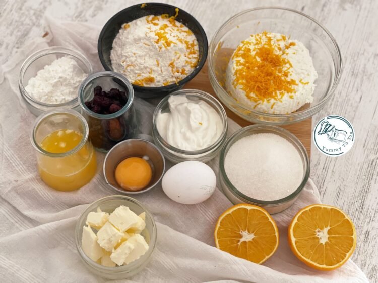 Tartă cu brânză dulce, portocale și merișoare ingrediente Tartă cu brânză dulce, portocale și merișoare ingredienten