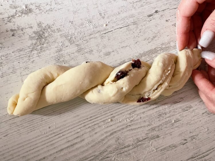 Formare painici impletite