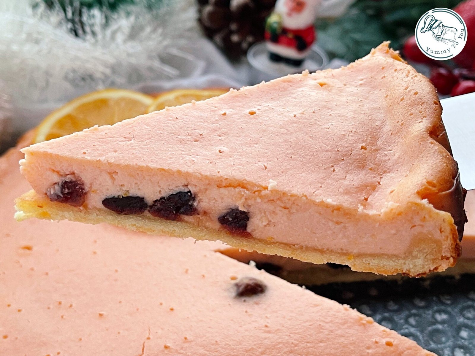 Tartă cu brânză dulce, portocale și merișoare sectiune