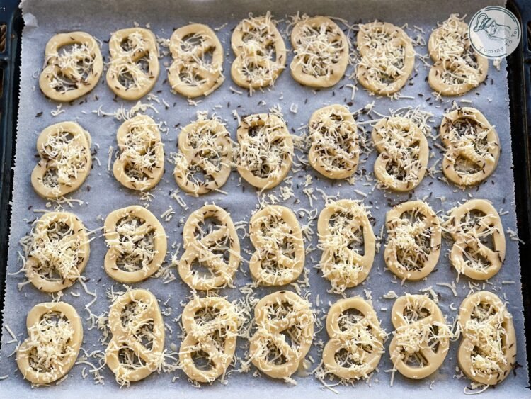 Covrigei inainte de coacere 2 Covrigei inainte de coacere 2