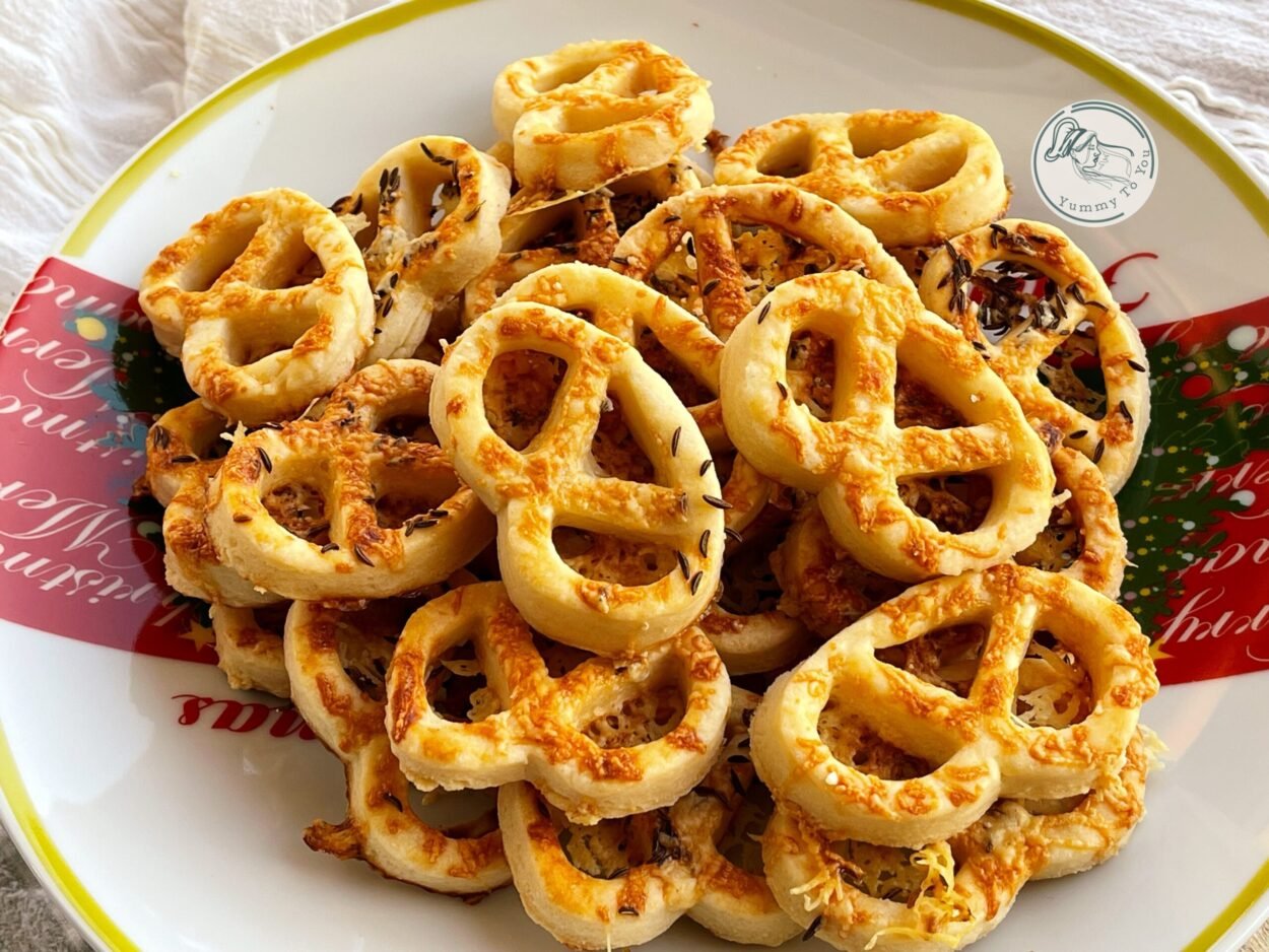 Easy Homemade Tender Pretzels with Butter and Lard