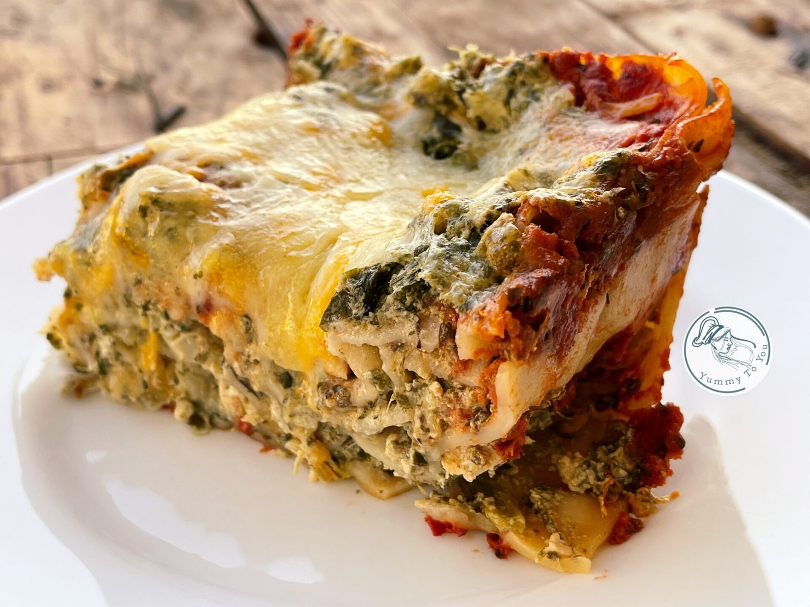 Lasagna cu pui marinat și spanac sectiune