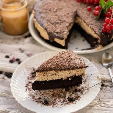 Tort cu crema de branza si cafea cover photo