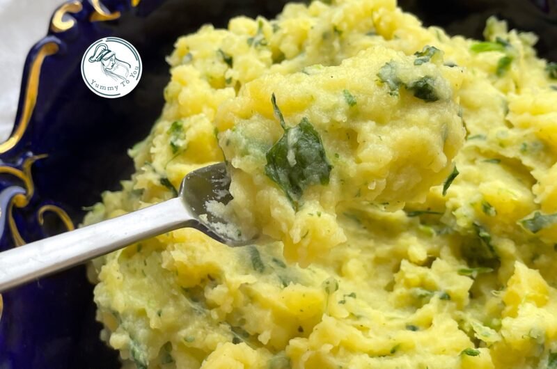 Piure de cartofi cu spanac și mix de brânzeturi