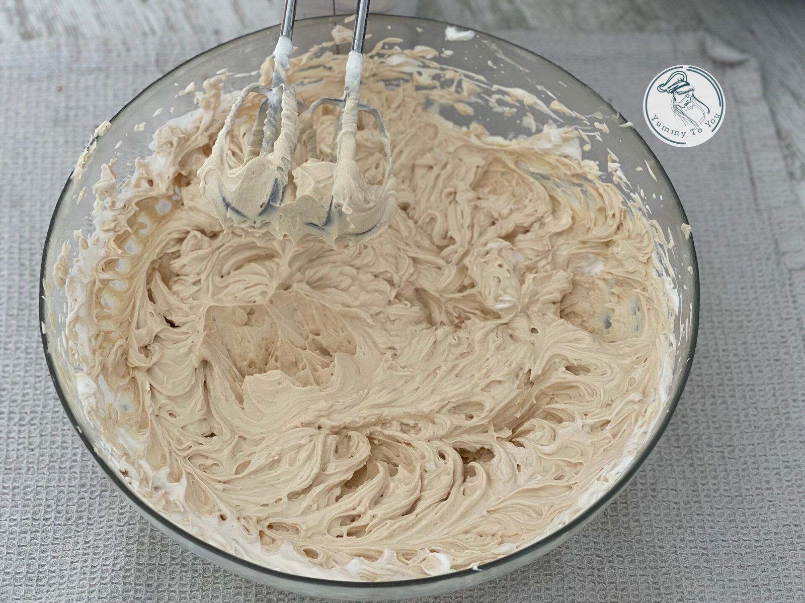 pregatire crema Biscoff Cheesecake 2