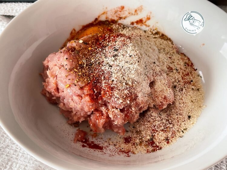 pregatire carne pentru chiftele 1 