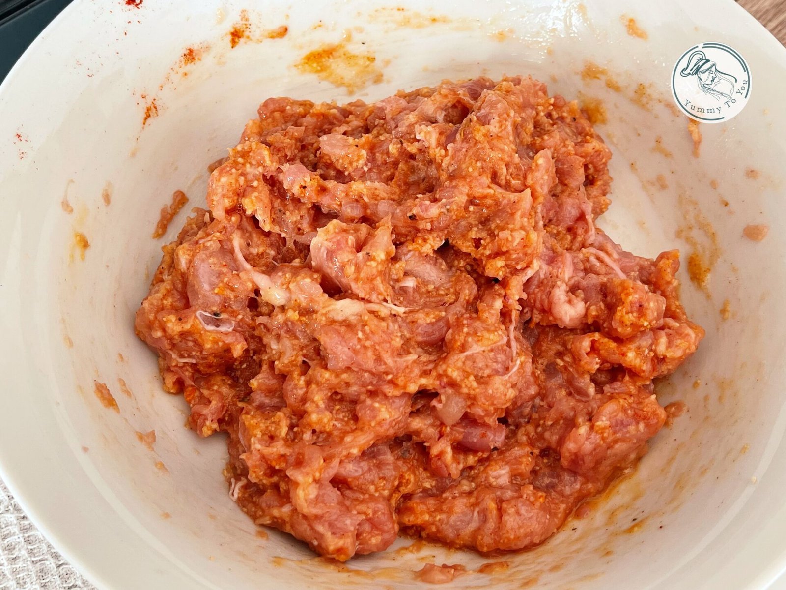 pregatire carne pentru chiftele 2 