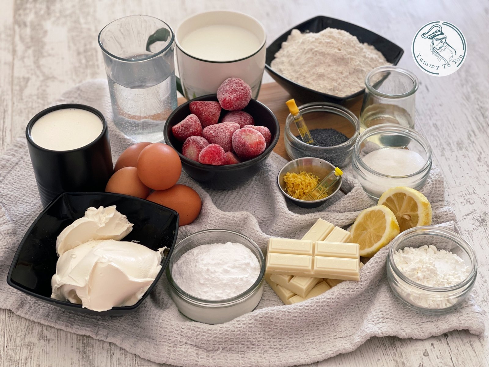 Ruladă de clătite cu lămâie, mac și cremă de mascarpone ingrediente Ruladă de clătite cu lămâie, mac și cremă de mascarpone ingrediente