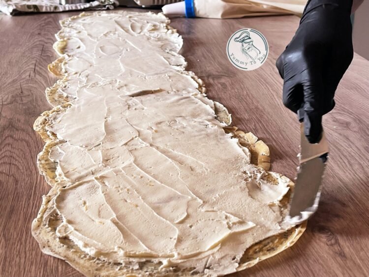 adaugare crema peste clatite adaugare crema peste clatite
