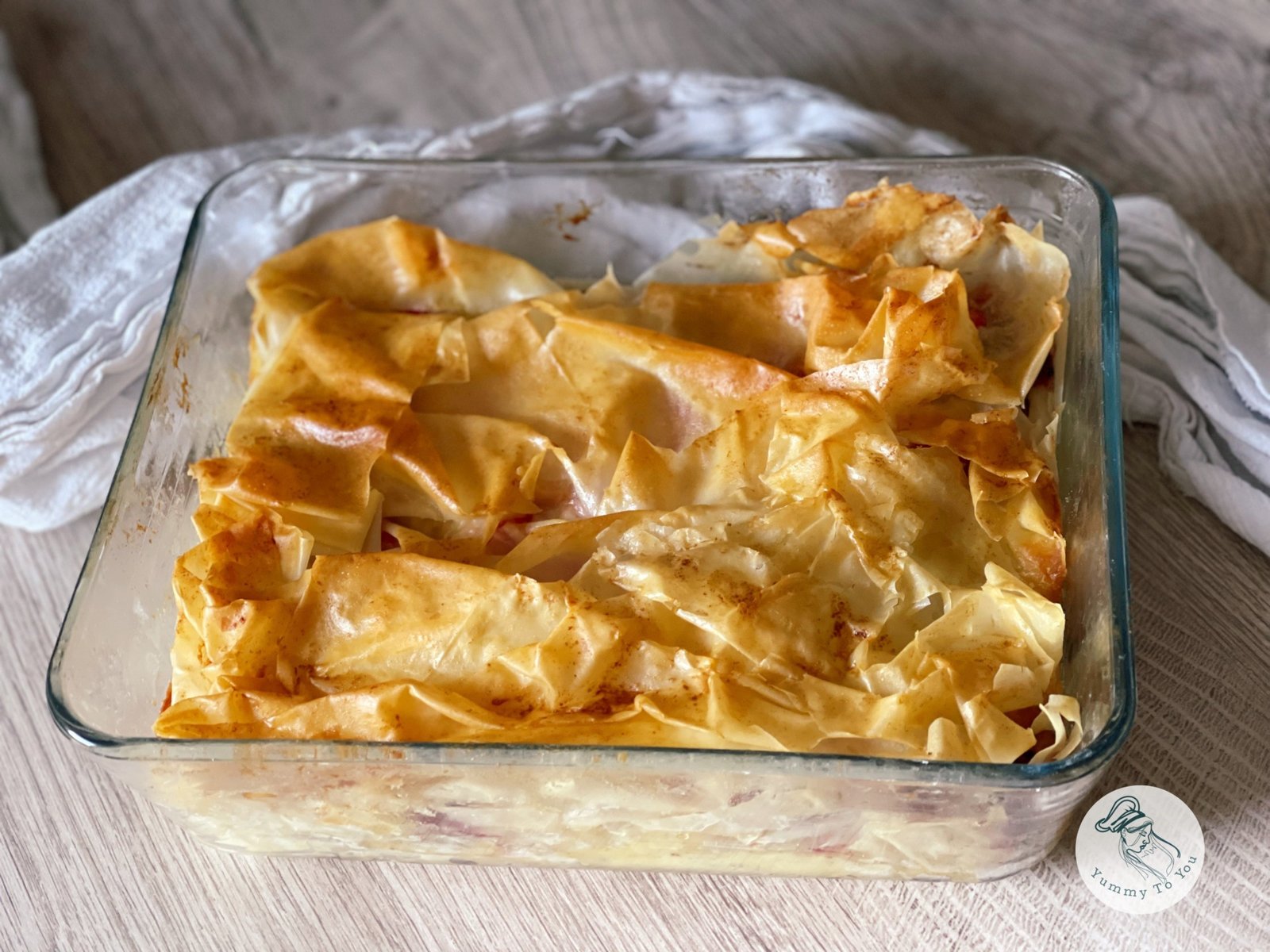 placinta cu iaurt dupa coacere