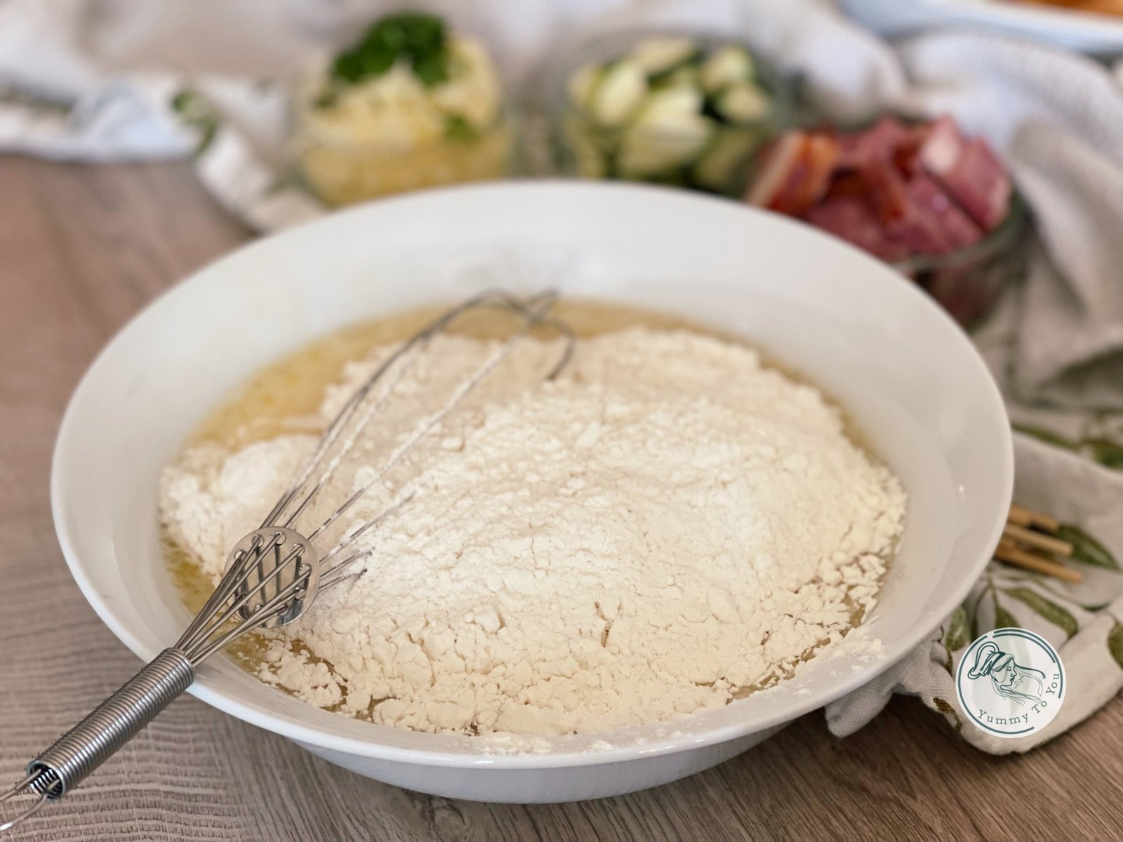 preparare aluat pancakes cu cheddar 1