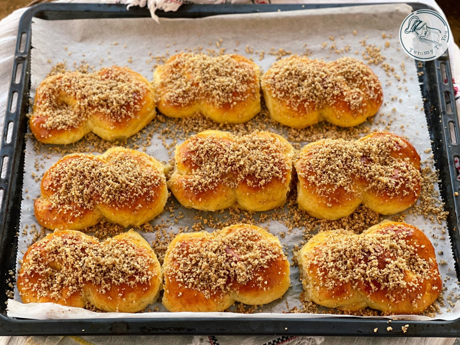 adaugare topping  nuca mucenici moldovenesti