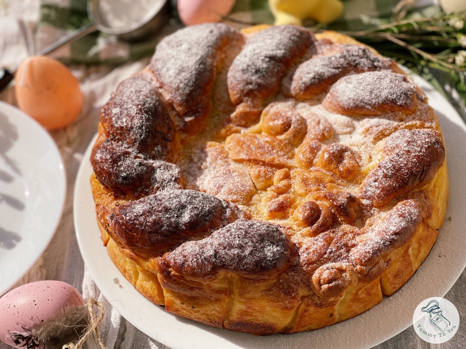 Pască cu brânză dulce și stafide servire 2 Pască cu brânză dulce și stafide servire 2