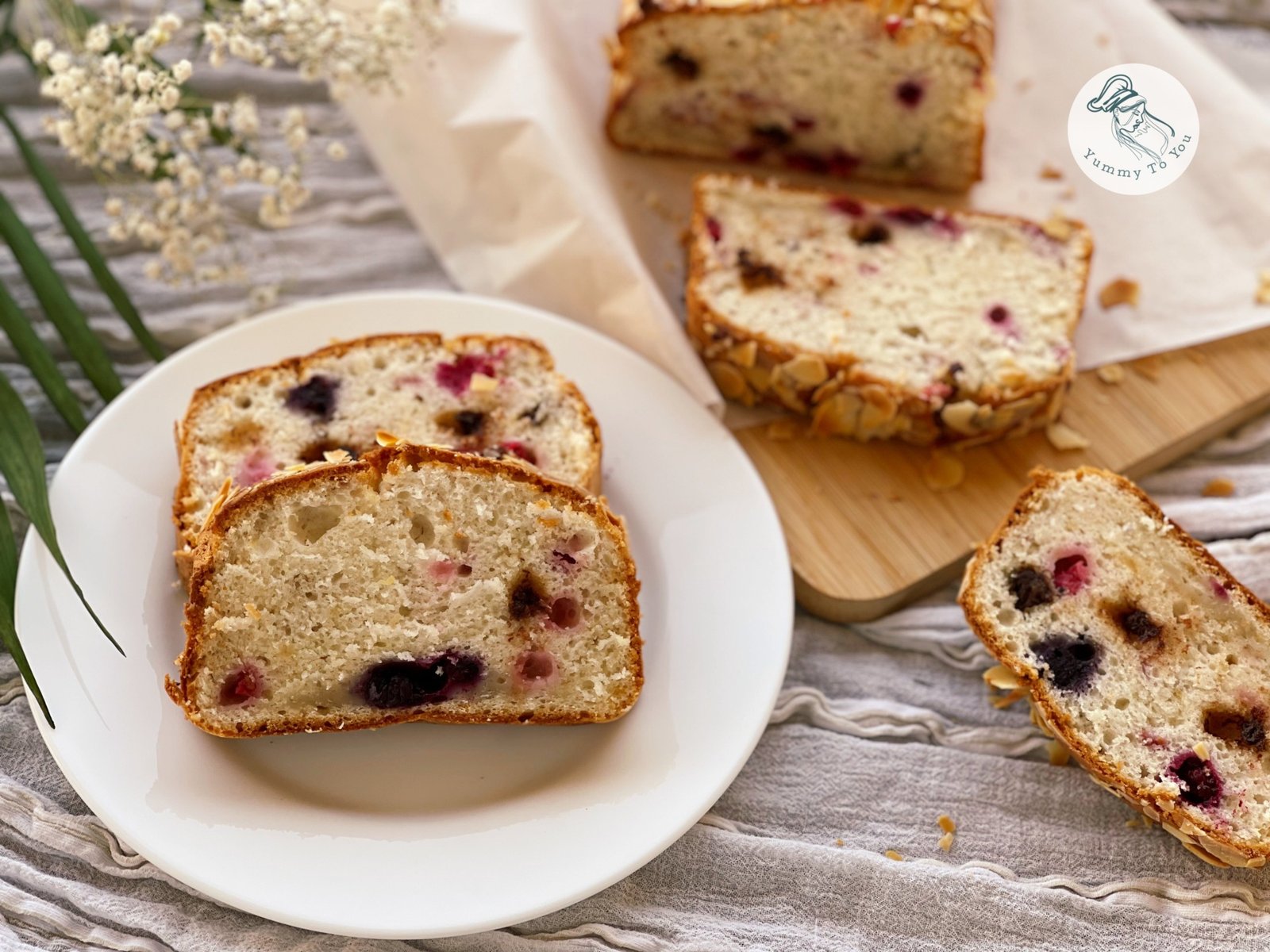 Egg White Yogurt Loaf Cake with Coconut and Berries – Easy Step-by-Step Recipe