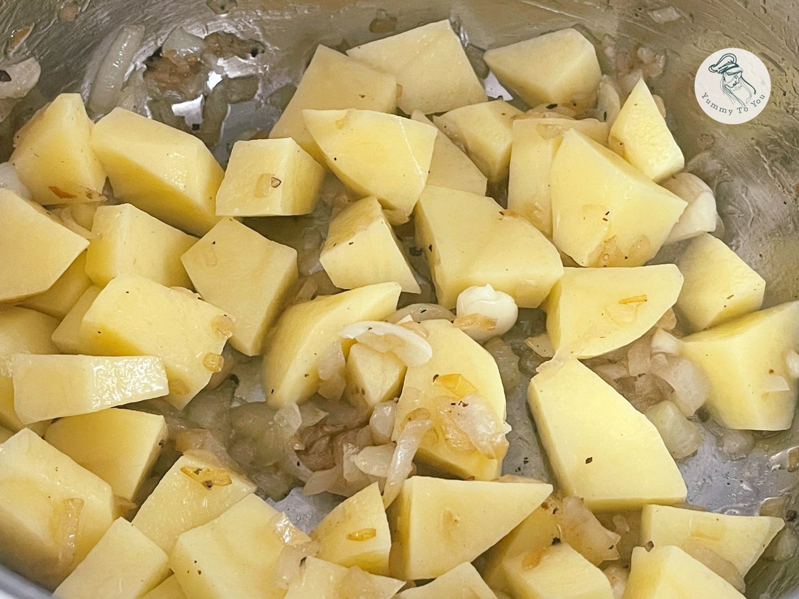 Gatire ceapa, usturoi si cartofi Gatire ceapa, usturoi si cartofi