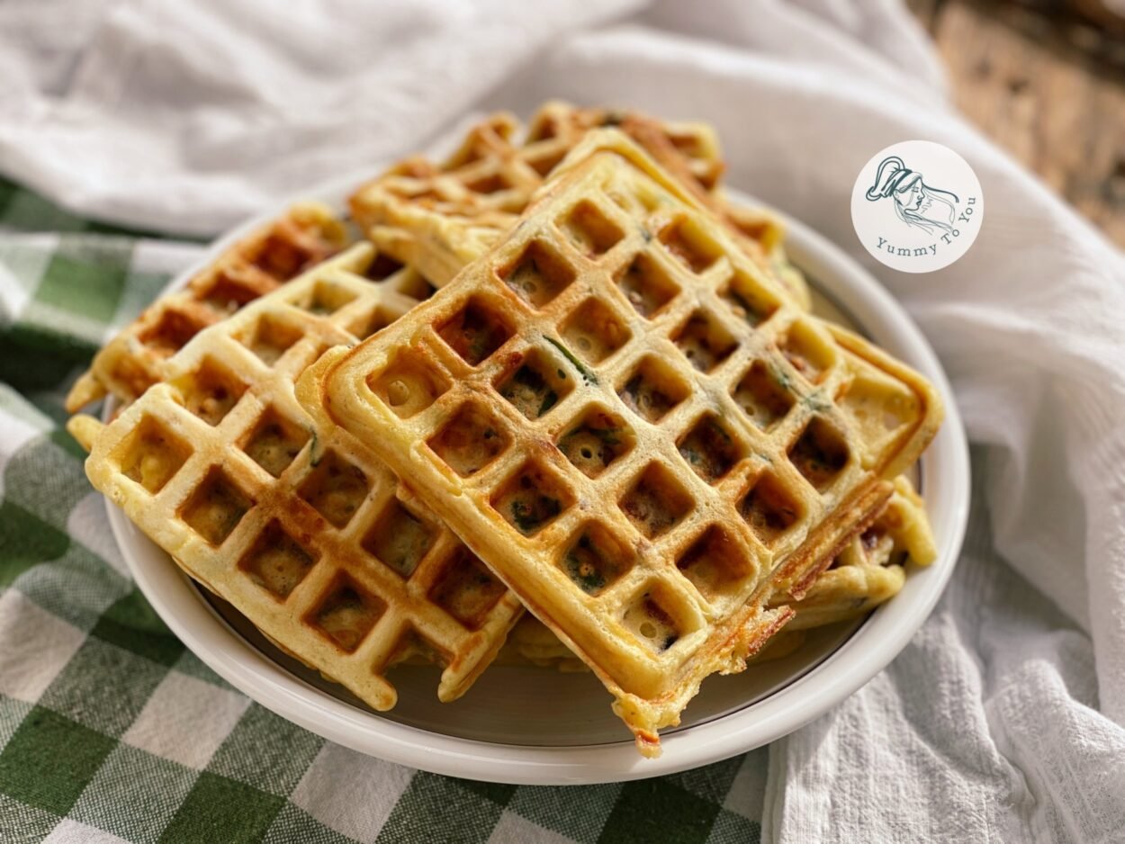 Gofre sărate cu ciuperci, bacon și spanac – perfecte pentru micul dejun sau brunch