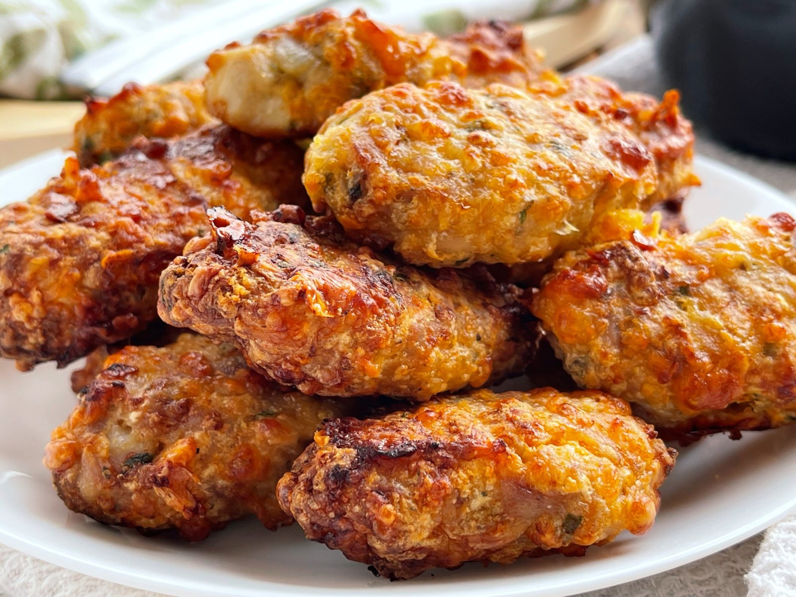 Easy Crispy Chicken Meatballs with Vegetables – Juicy and Flavorful