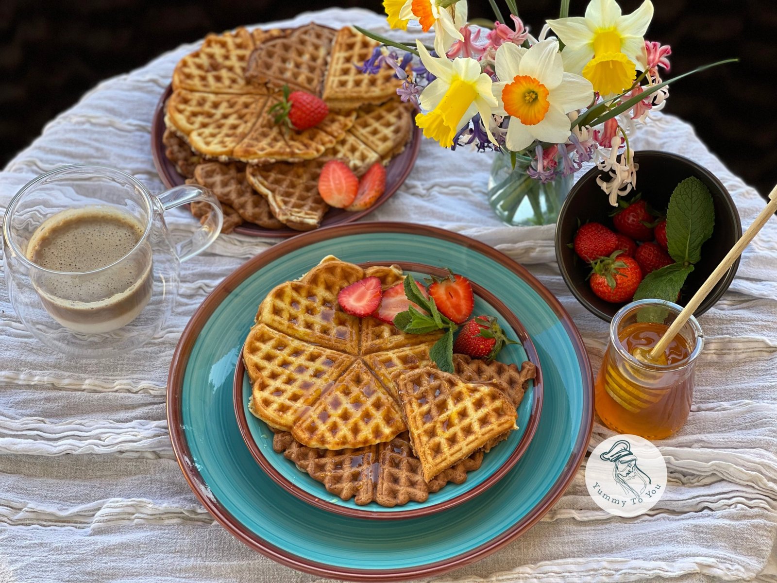 Gofre marmorate pufoase – rețetă simplă servire 1