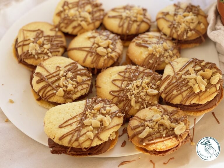 Fursecuri fragede cu unt și cremă de ciocolată